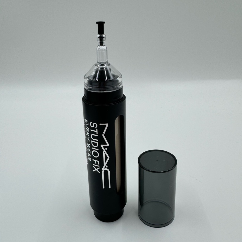 MAC Studio Fix Every-Wear All-Over Face Pen 0.41oz/12ml NW13 - Picture 2 of 3